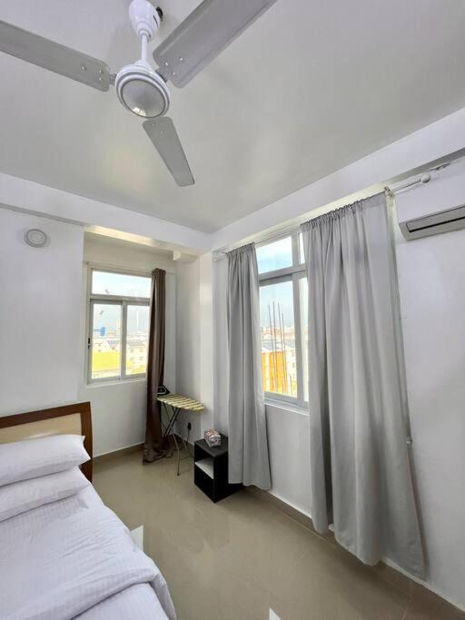 One Room Private Apartment Hulhumale Esterno foto